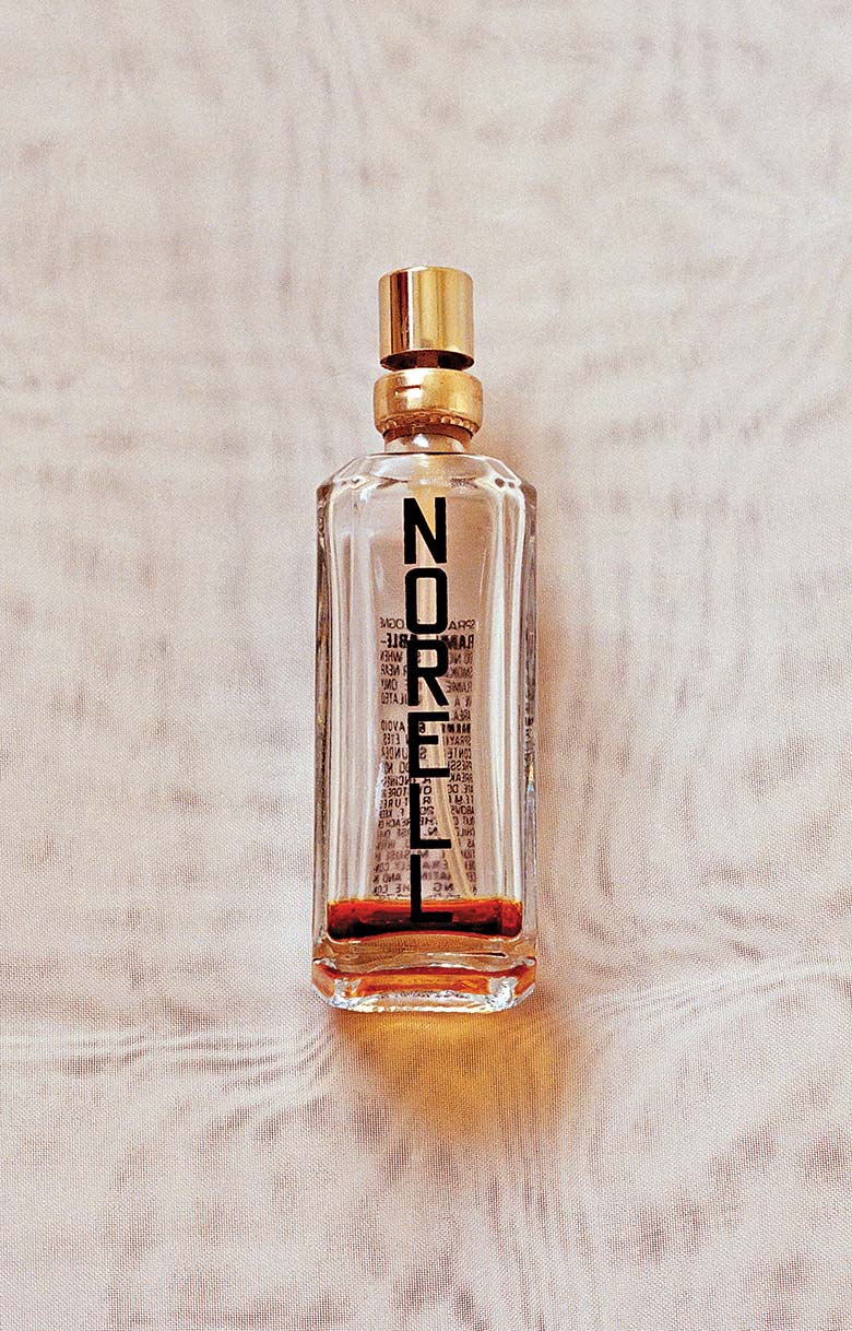 Norell perfume fragrance bottle